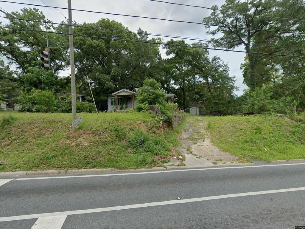 Photo of 1303 Old Bainbridge Road, Tallahassee, FL 32303 (MLS # 393424)