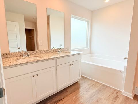 Tiny photo for 1946 Tree Swallow Drive, Tallahassee, FL 32311 (MLS # 394244)