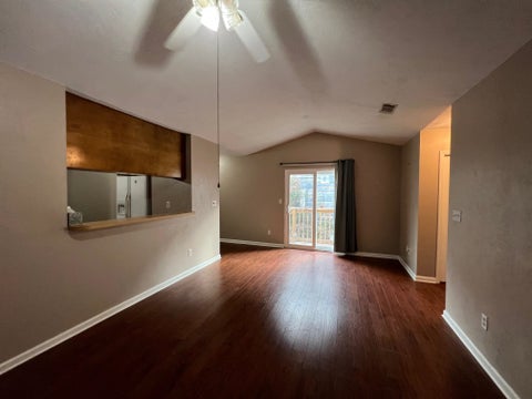 Tiny photo for 121 Boardwalk Street, Tallahassee, FL 32301 (MLS # 401286)