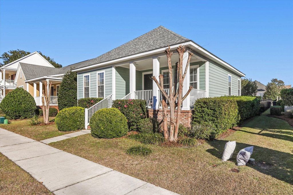 Photo of 4269 SUMMERTREE Drive, Tallahassee, FL 32311 (MLS # 394297)
