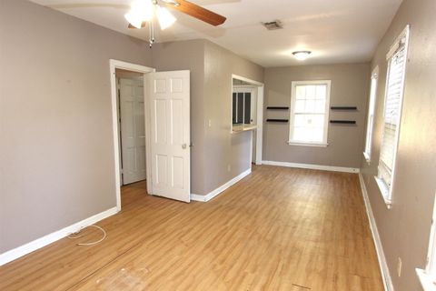 Tiny photo for 408 Perkins Street, Tallahassee, FL 32301 (MLS # 393636)