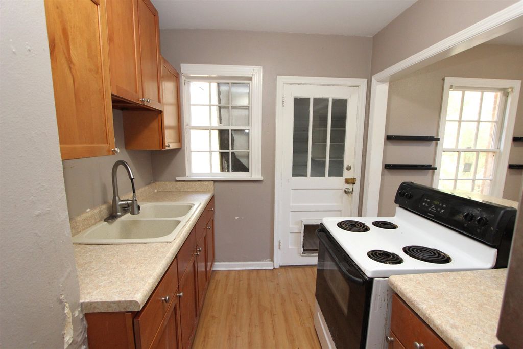 Photo of 408 Perkins Street, Tallahassee, FL 32301 (MLS # 393636)