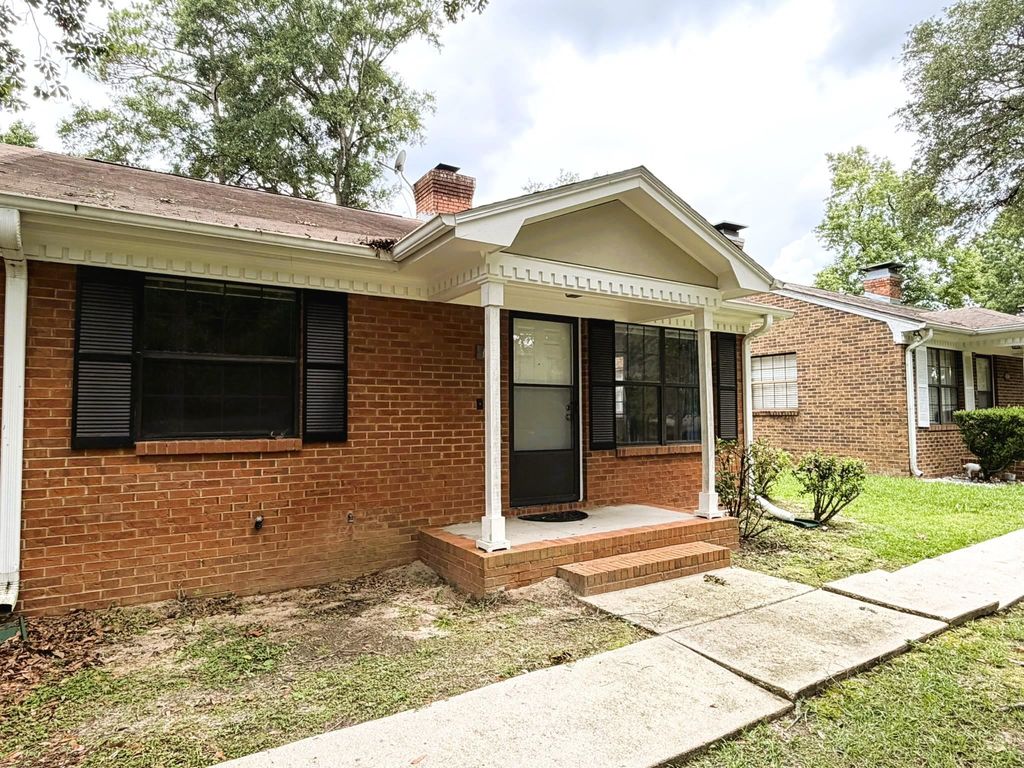 Photo of 136 Belmont Road, Tallahassee, FL 32301 (MLS # 402472)