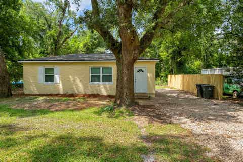 Tiny photo for 3853 Roberts Avenue, Tallahassee, FL 32310 (MLS # 401840)