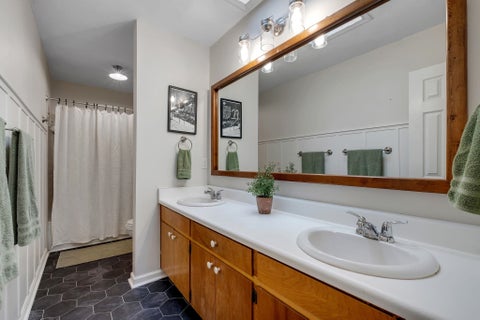 Tiny photo for 1828 Fernando Lane, Tallahassee, FL 32303 (MLS # 400907)