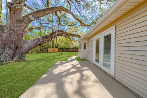 Tiny photo for 2201 Eastgate Way, Tallahassee, FL 32308 (MLS # 397225)