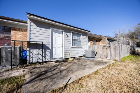 Tiny photo for 1247 continental court Court, Tallahassee, FL 32304 (MLS # 396042)