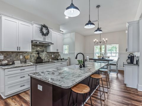 Tiny photo for 3927 Coastal Highway, Crawfordville, FL 32327 (MLS # 396182)