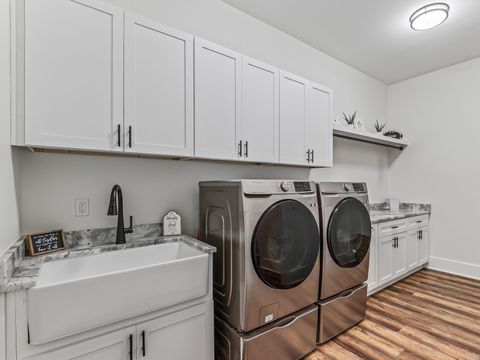 Tiny photo for 3927 Coastal Highway, Crawfordville, FL 32327 (MLS # 396182)