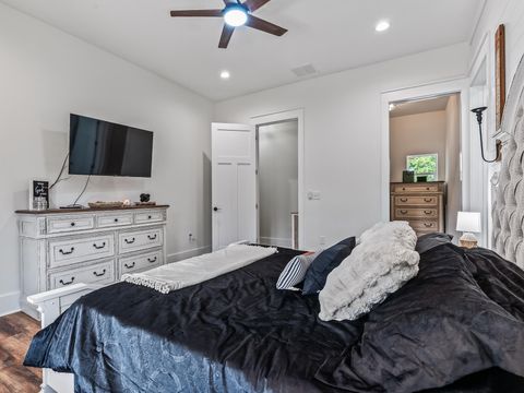 Tiny photo for 3927 Coastal Highway, Crawfordville, FL 32327 (MLS # 396182)