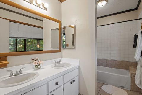 Tiny photo for 2403 San Pedro Avenue, Tallahassee, FL 32304 (MLS # 392167)