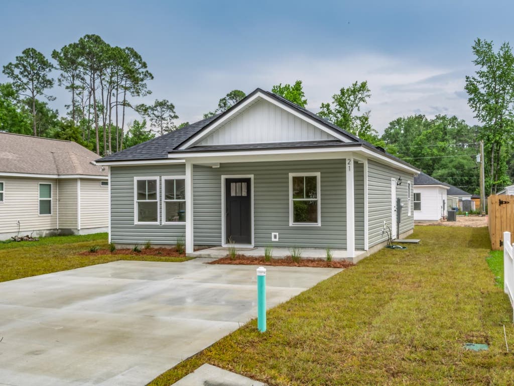 Photo of 77 Maido Street, Crawfordville, FL 32327 (MLS # 403102)