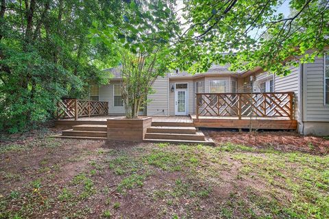 Tiny photo for 2016 Atascadero Court, Tallahassee, FL 32317 (MLS # 397053)
