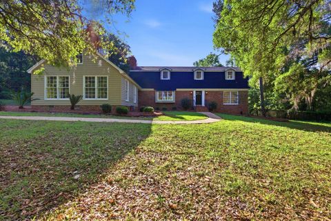 Photo of 3415 WOODLEY Road, Tallahassee, FL 32312 (MLS # 398713)