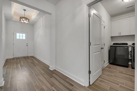 Tiny photo for 251 Bienville Place, Tallahassee, FL 32317 (MLS # 398354)