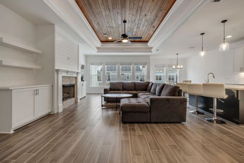 Tiny photo for 251 Bienville Place, Tallahassee, FL 32317 (MLS # 398354)