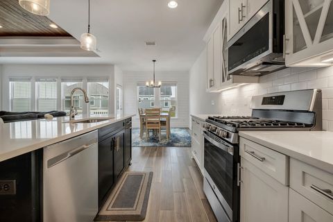 Tiny photo for 251 Bienville Place, Tallahassee, FL 32317 (MLS # 398354)