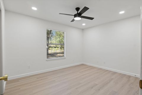 Tiny photo for 8477 Titus Lane, Tallahassee, FL 32305 (MLS # 393630)