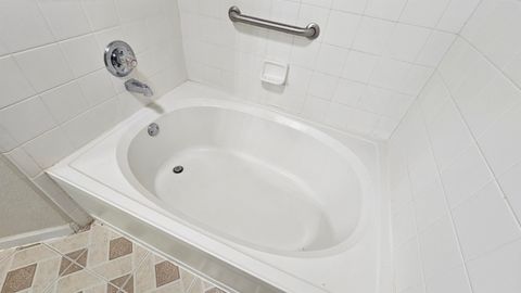 Tiny photo for 2801 chancellorsville Drive #1316, Tallahassee, FL 32312 (MLS # 399106)