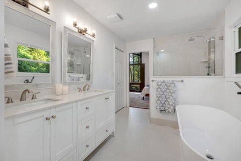Tiny photo for 7916 Skipper Lane, Tallahassee, FL 32317 (MLS # 401987)