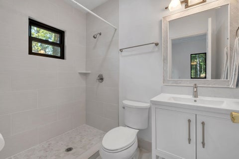 Tiny photo for 7916 Skipper Lane, Tallahassee, FL 32317 (MLS # 401987)