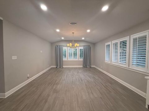 Tiny photo for 605 Waverly Road, Tallahassee, FL 32312 (MLS # 393629)