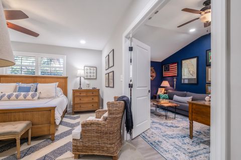 Tiny photo for 605 Waverly Road, Tallahassee, FL 32312 (MLS # 393629)