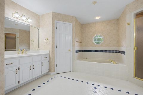 Tiny photo for 5020 CENTENNIAL OAK Circle, Tallahassee, FL 32308 (MLS # 399212)