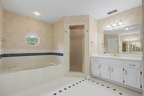 Tiny photo for 5020 CENTENNIAL OAK Circle, Tallahassee, FL 32308 (MLS # 399212)