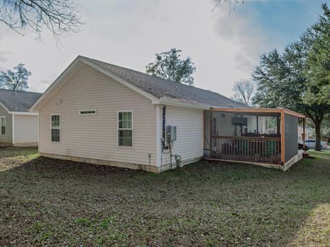 Tiny photo for 2487 Pennlyn Drive, Tallahassee, FL 32308 (MLS # 381128)