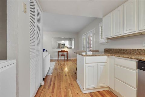 Tiny photo for 517 E Jefferson Street #45, Tallahassee, FL 32301 (MLS # 387854)