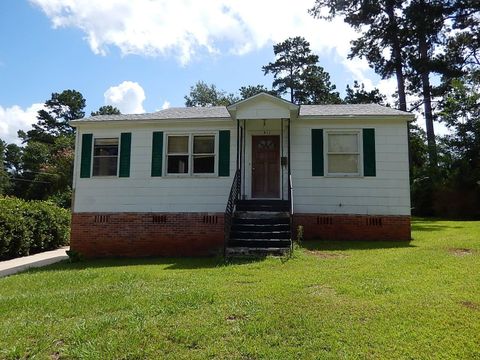Photo of 911 Magnolia Drive, Havana, FL 32333 (MLS # 398353)