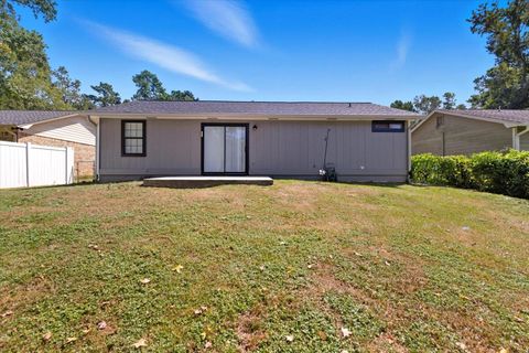Tiny photo for 160 Dawn Lauren Lane, Tallahassee, FL 32301 (MLS # 396006)