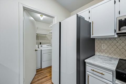 Tiny photo for 160 Dawn Lauren Lane, Tallahassee, FL 32301 (MLS # 396006)