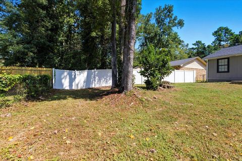 Tiny photo for 160 Dawn Lauren Lane, Tallahassee, FL 32301 (MLS # 396006)