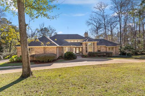 8983 Winged Foot Drive Tallahassee FL 32312