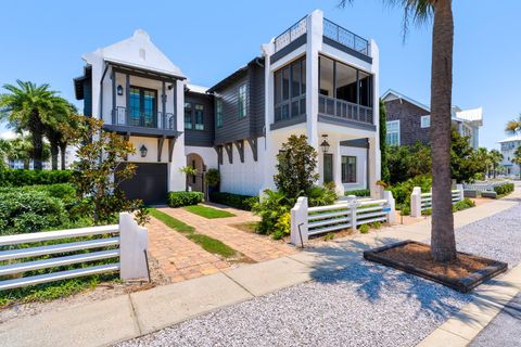 A home in PANAMA CITY