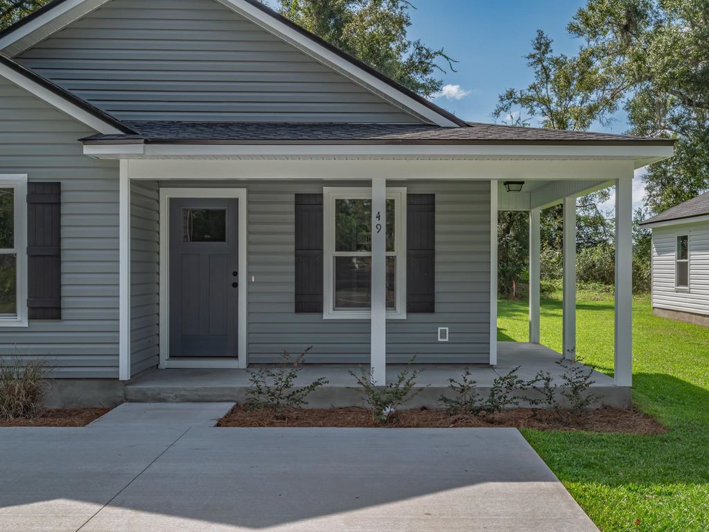 Photo of 49 Summer Brooke Lane, Crawfordville, FL 32327 (MLS # 392006)