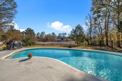 Tiny photo for 5101 Pimlico Drive, Tallahassee, FL 32309 (MLS # 394982)
