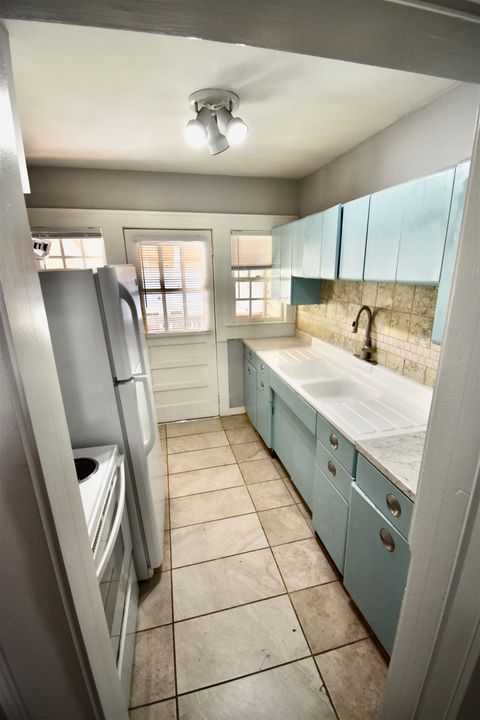 Tiny photo for 522 Talaflo Street, Tallahassee, FL 32308 (MLS # 398745)