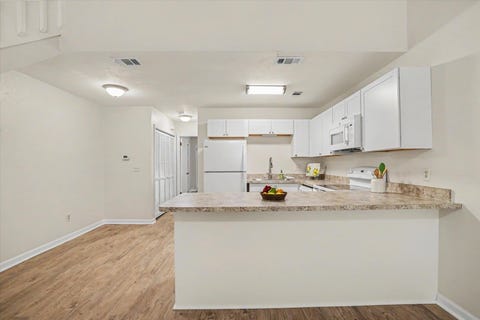 Tiny photo for 2325 Hartsfield Way, Tallahassee, FL 32303 (MLS # 401352)