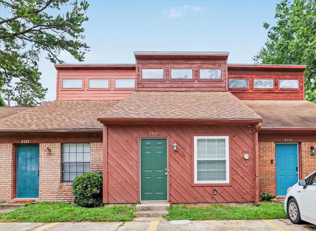Photo of 2325 Hartsfield Way, Tallahassee, FL 32303 (MLS # 401352)
