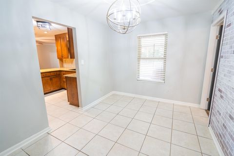 Tiny photo for 818 Barrie Avenue, Tallahassee, FL 32303 (MLS # 396898)