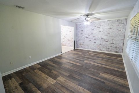 Tiny photo for 818 Barrie Avenue, Tallahassee, FL 32303 (MLS # 396898)
