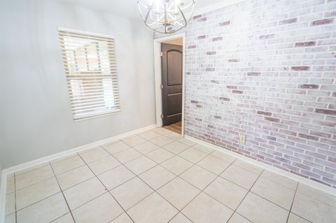 Tiny photo for 818 Barrie Avenue, Tallahassee, FL 32303 (MLS # 396898)
