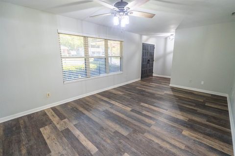 Tiny photo for 818 Barrie Avenue, Tallahassee, FL 32303 (MLS # 396898)