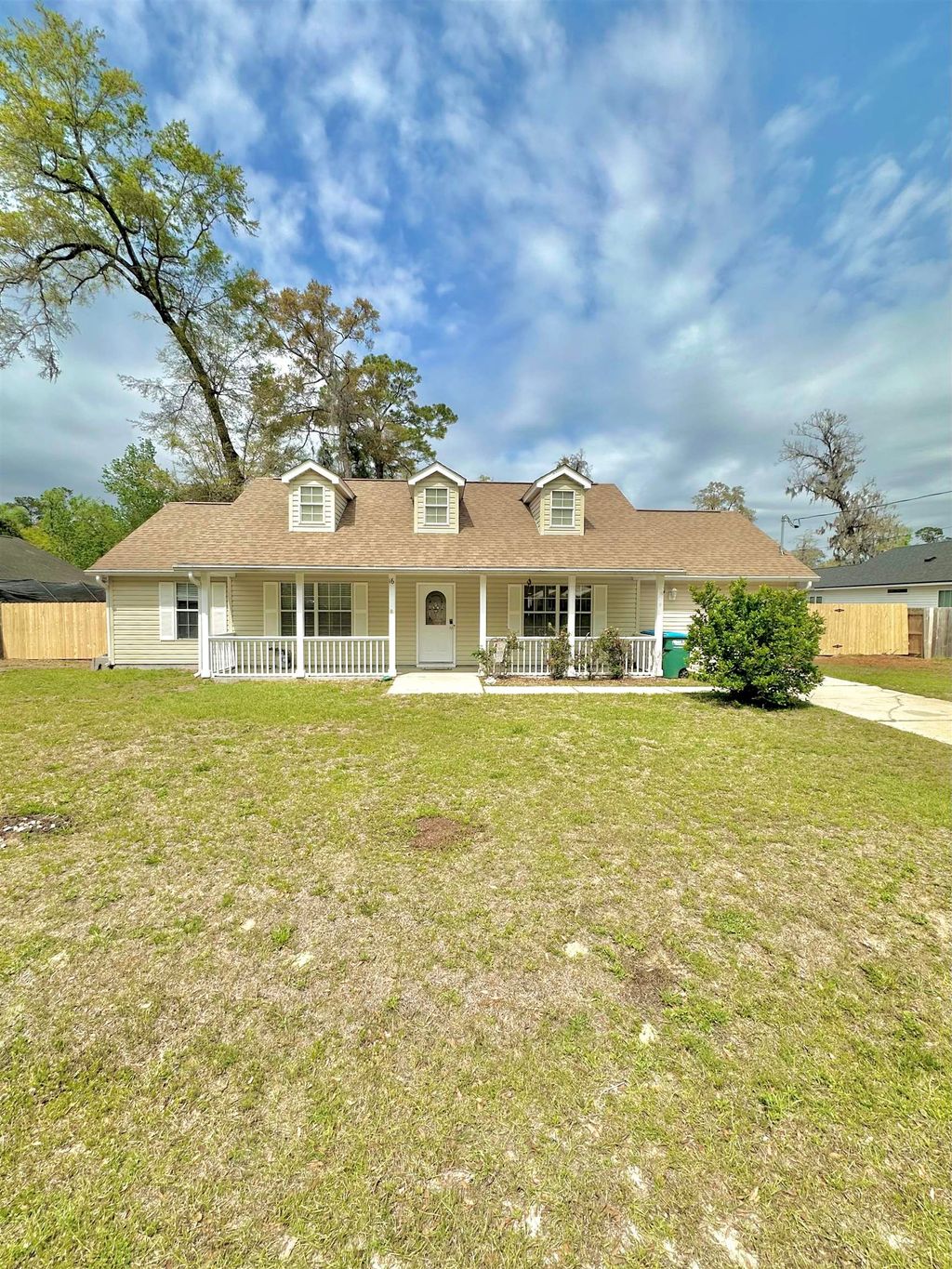 Photo of 16 Pueblo Trail, Crawfordville, FL 32327 (MLS # 397946)