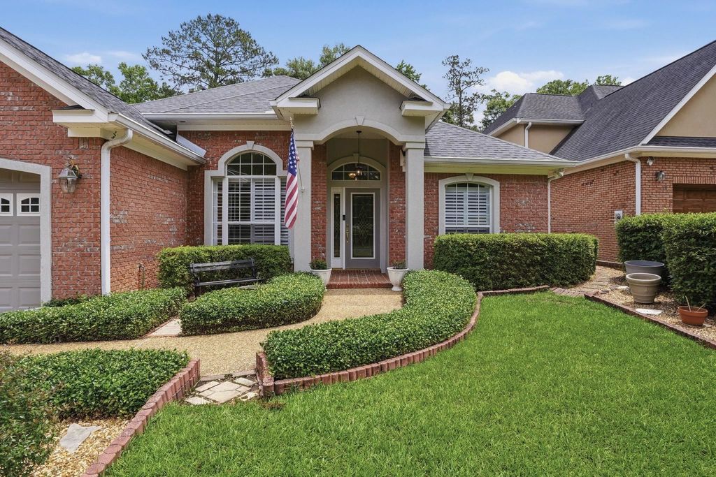 Photo of 9059 Eagles Ridge Drive, Tallahassee, FL 32312 (MLS # 399807)