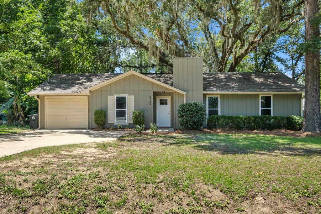 Photo of 6708 Chant Trail, Tallahassee, FL 32309 (MLS # 400698)