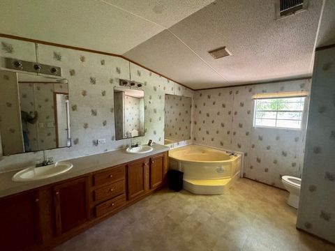 Tiny photo for 496 NE Centaury Way, Lee, FL 32059 (MLS # 399109)